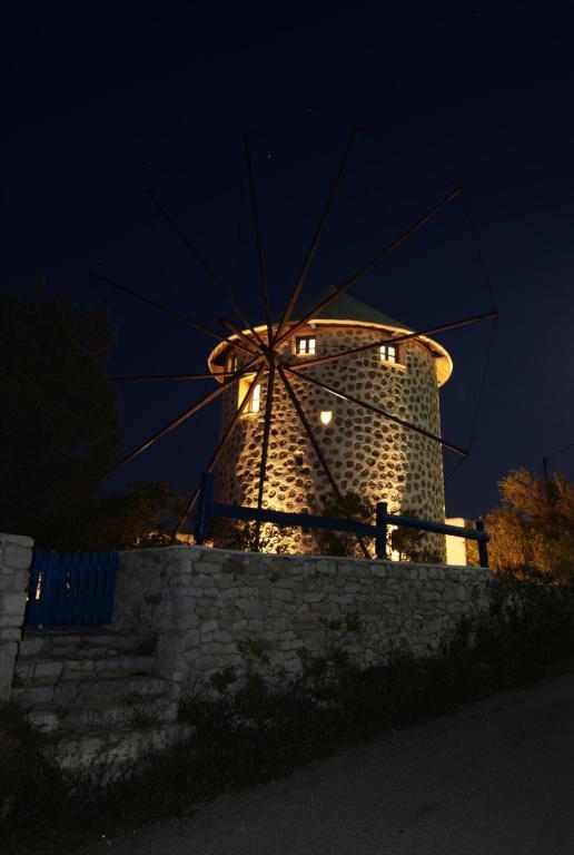 Windmill Studios Livadi  Room photo